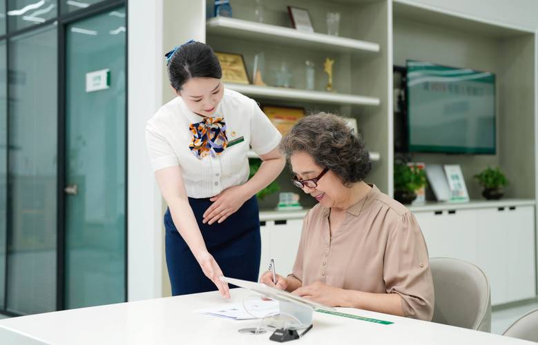 泰宁医保卡怎么取现银行卡余额，很多人都搞错了